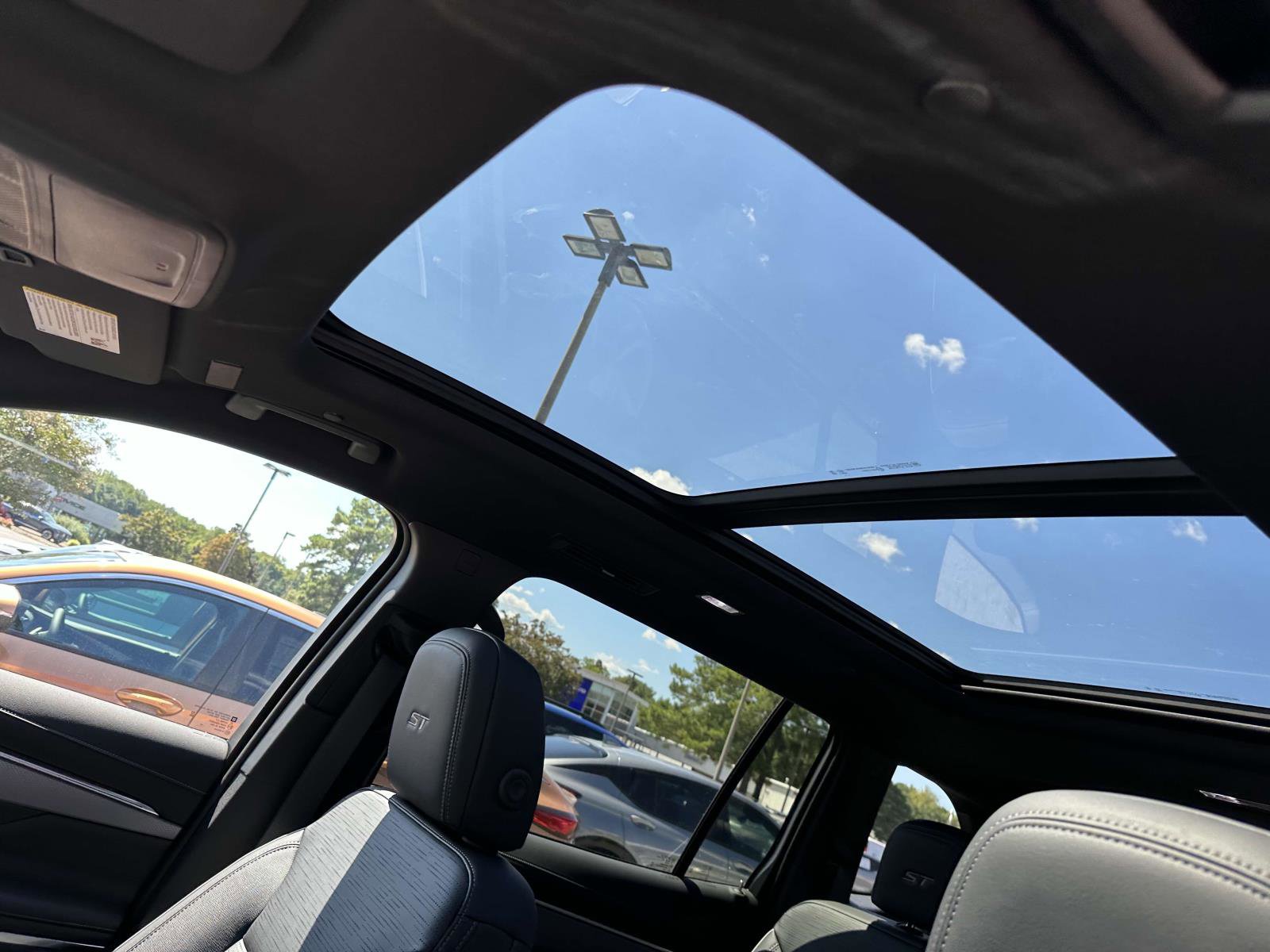 New 2026 Buick Enclave Sport Touring w/ Power Package image 18