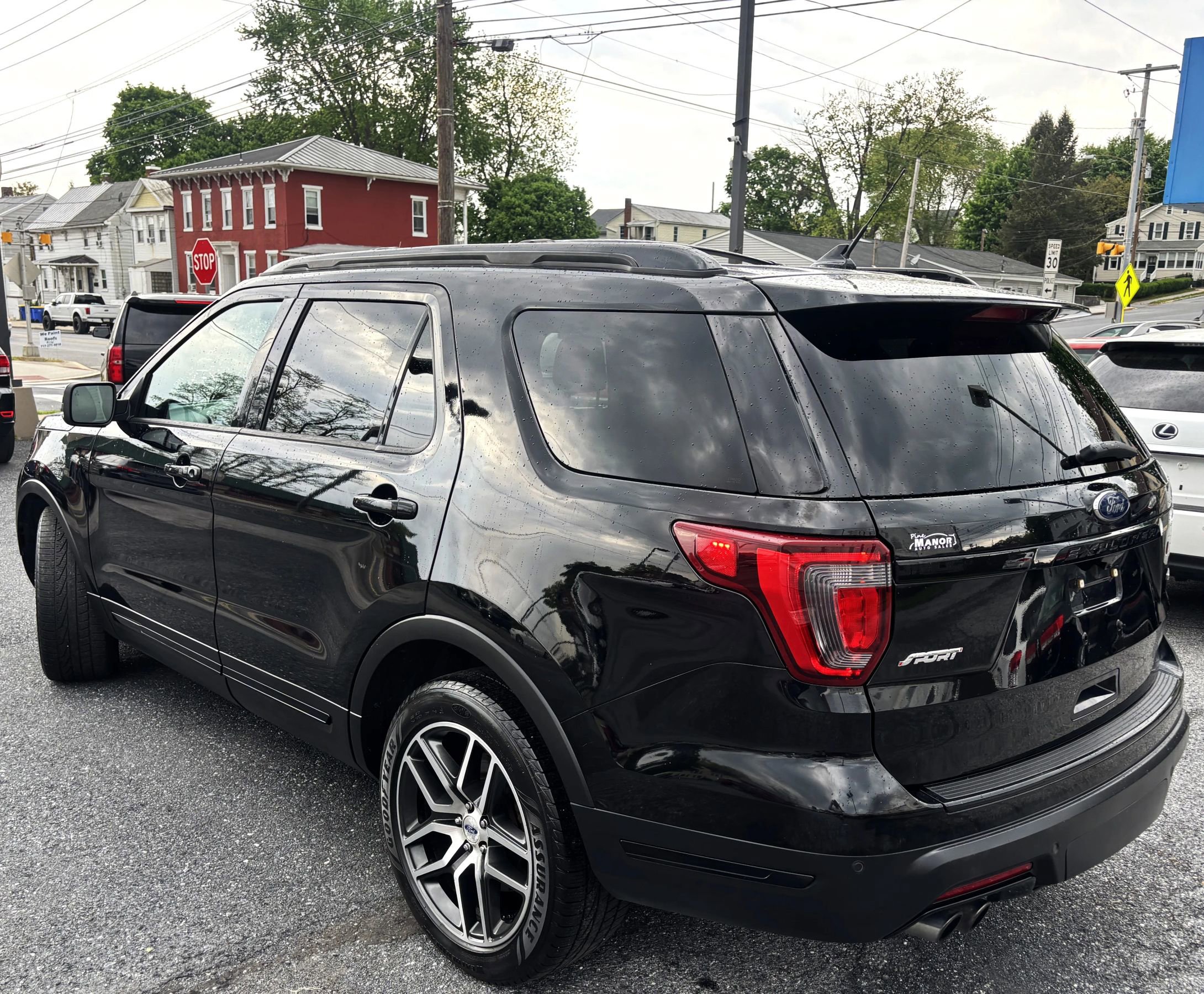 Used 2018 Ford Explorer Sport w/ Equipment Group 401A AWD/4WD image 4