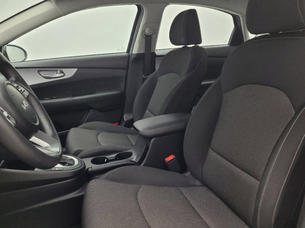 Used 2022 Kia Forte LXS w/ LXS Technology Package image 17