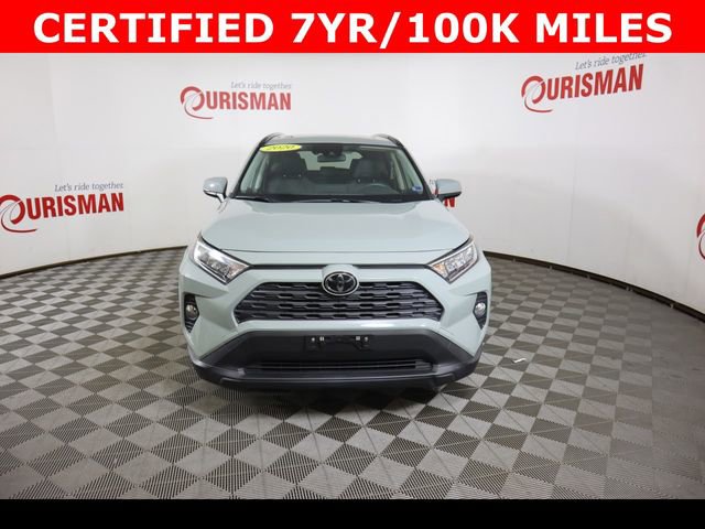 Used 2020 Toyota RAV4 XLE Premium image 17