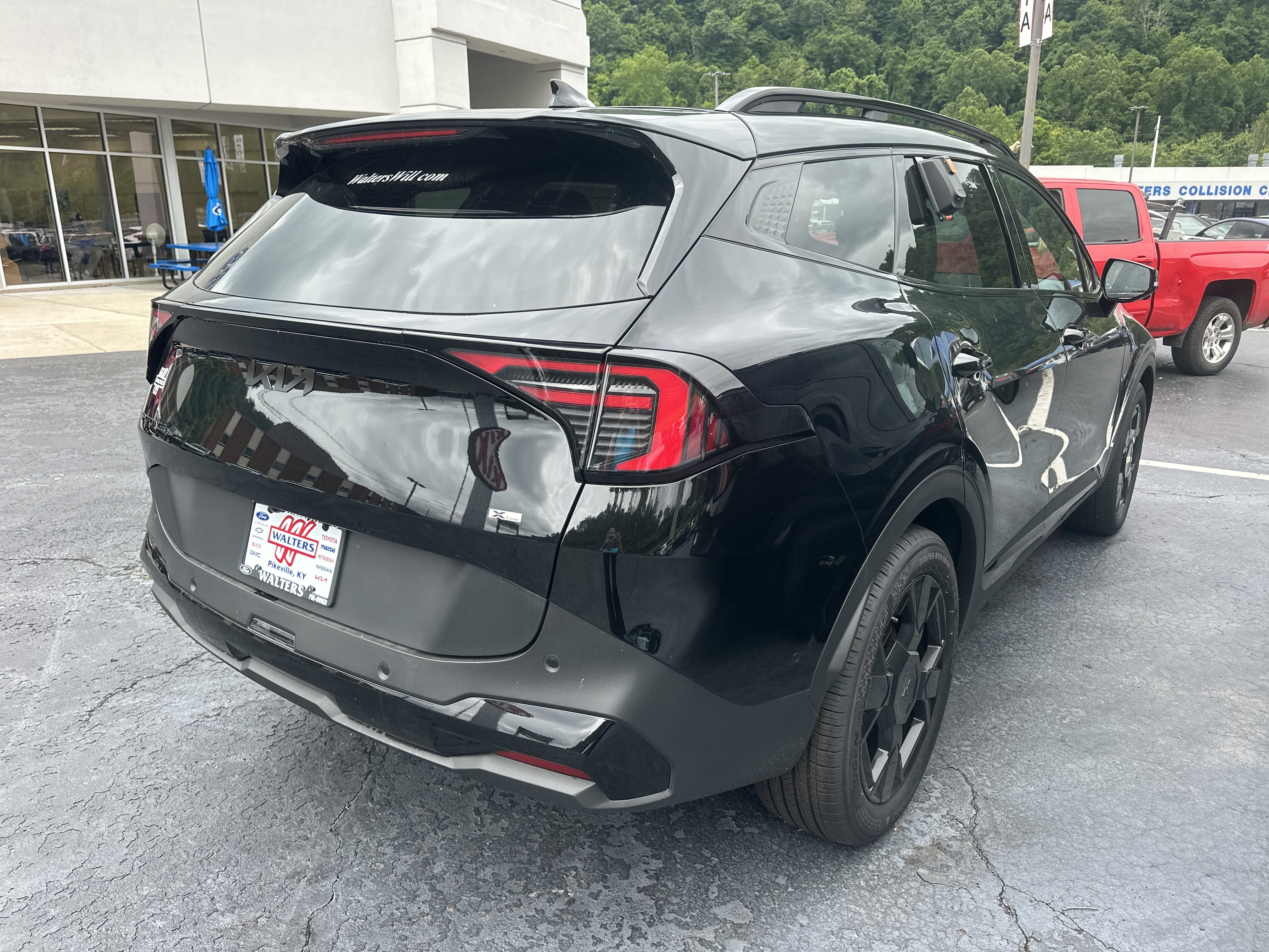 New 2026 Kia Sportage X-Line w/ X-Line Technology Package AWD/4WD image 4