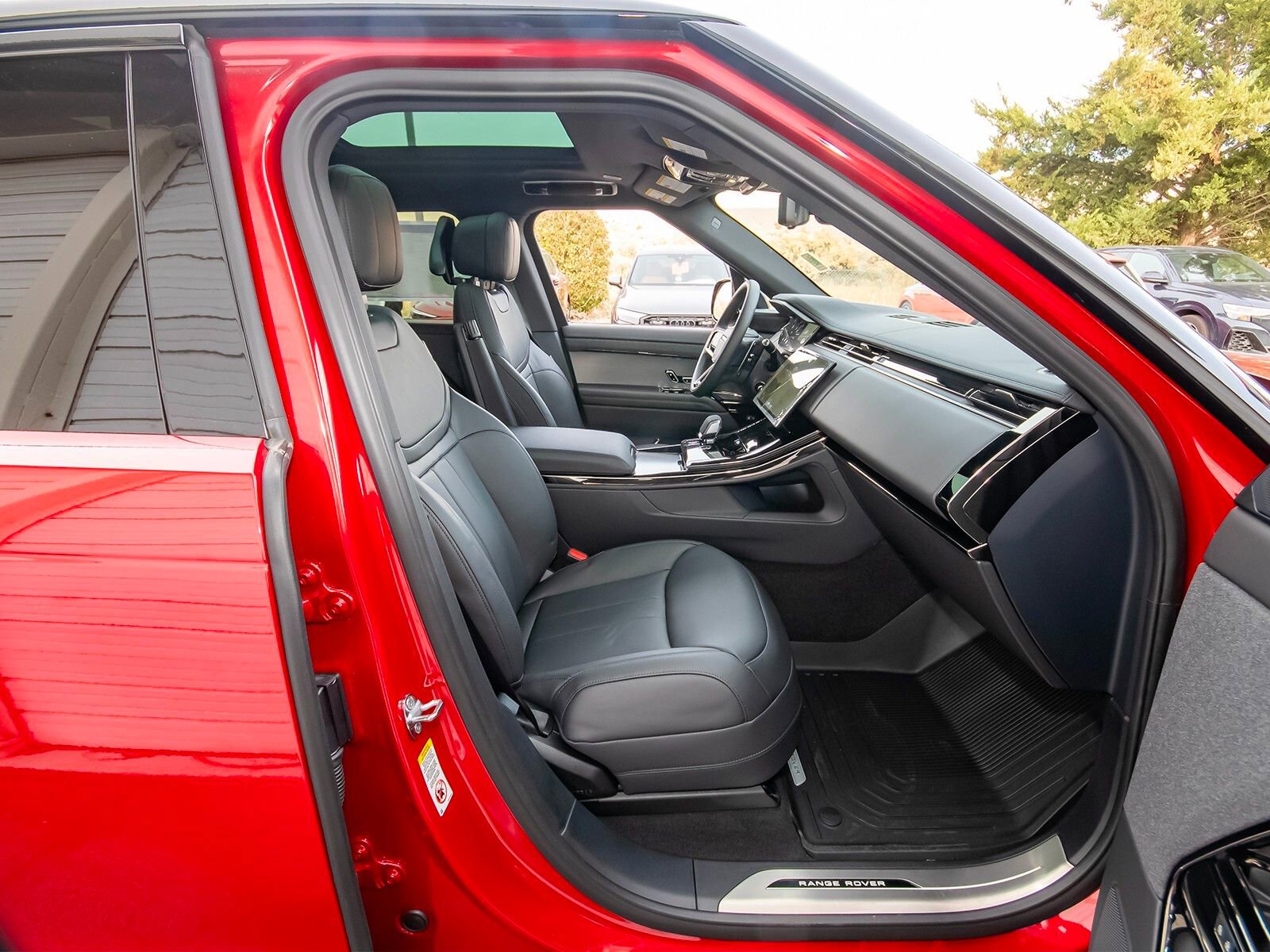 New 2025 Land Rover Range Rover Sport Dynamic SE image 41