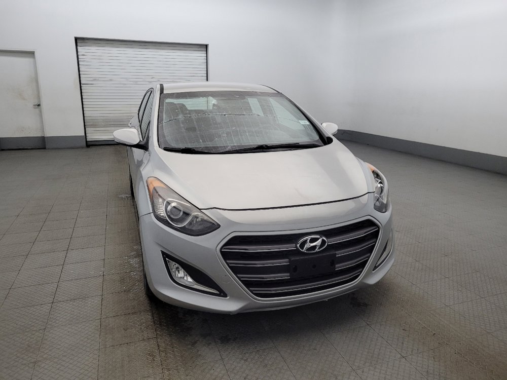 Used 2016 Hyundai Elantra GT w/ Option Group 02 FWD image 14