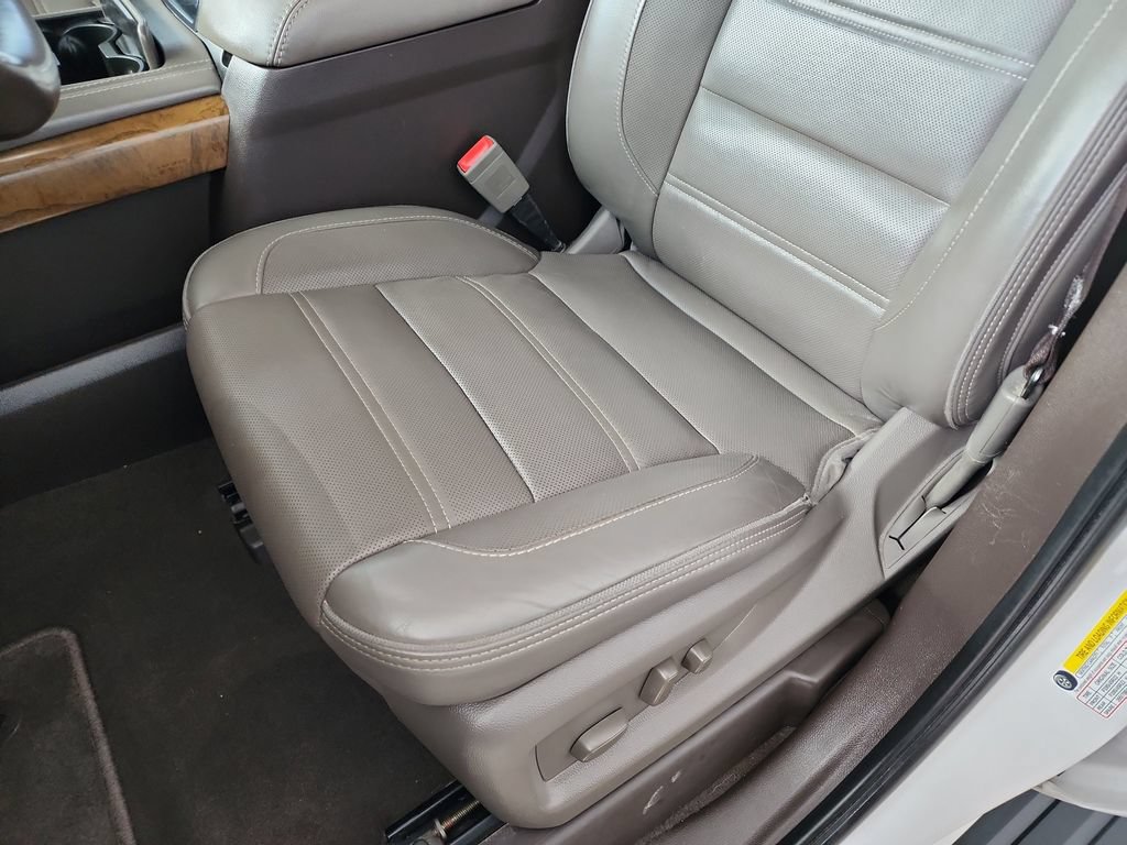 Used 2019 GMC Yukon Denali w/ Denali Ultimate Package AWD/4WD image 18