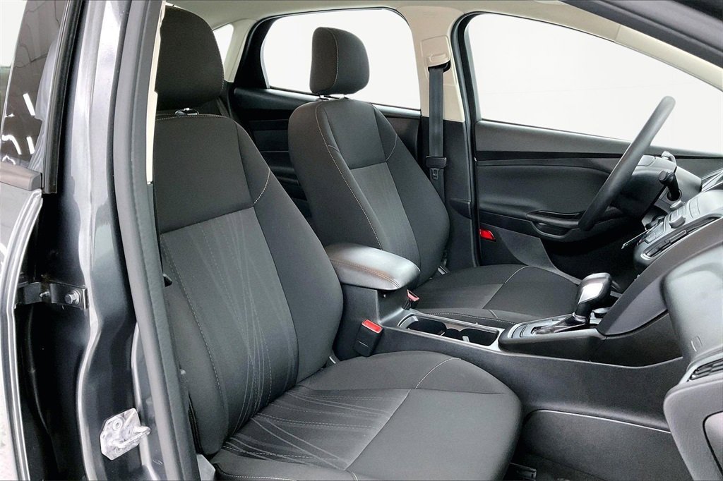 Used 2018 Ford Focus SE image 23