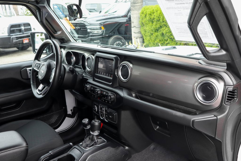 Used 2021 Jeep Gladiator Overland w/ LED Lighting Group image 36