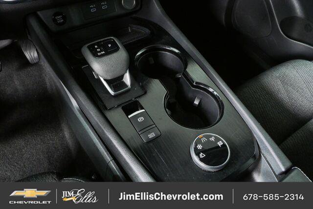Used 2025 Nissan Rogue SV AWD/4WD image 16