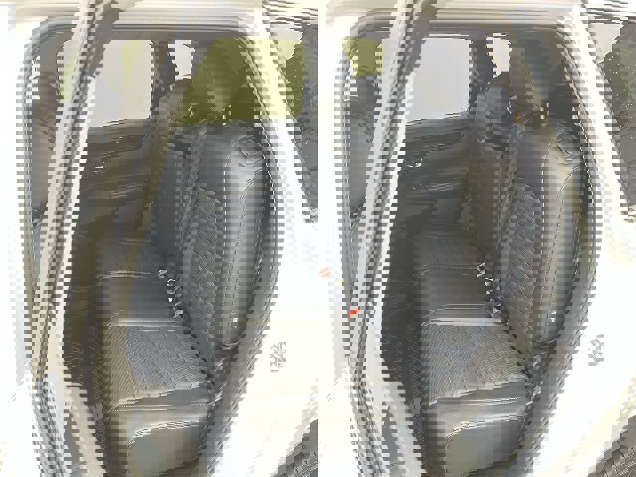 Used 2023 Honda CR-V EX-L image 12