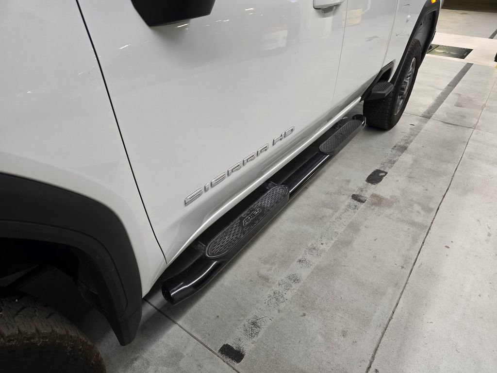 Used 2025 GMC Sierra 2500 SLE w/ SLE Value Package; AWD/4WD image 14