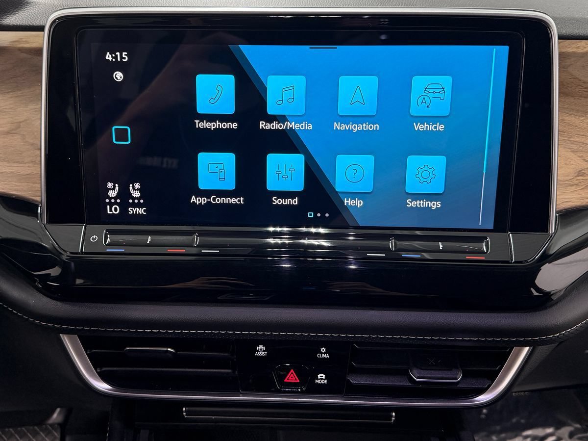 Used 2024 Volkswagen Atlas SE AWD/4WD image 19
