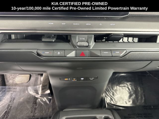 Certified 2024 Kia EV9 Light Long Range RWD image 8