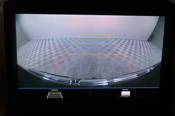 Used 2022 GMC Sierra 1500 SLE image 4
