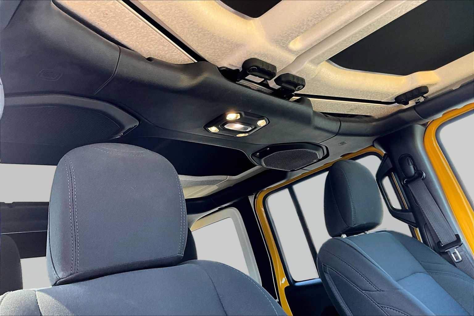 Used 2019 Jeep Wrangler Unlimited Sport S AWD/4WD image 13