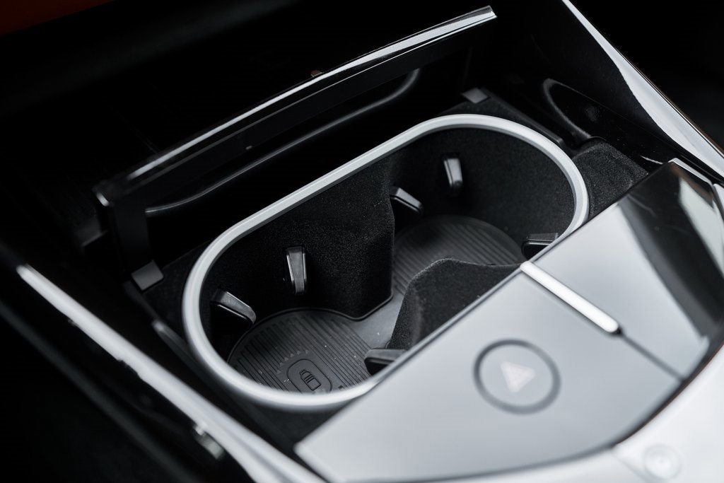 Used 2025 Ferrari Purosangue image 74