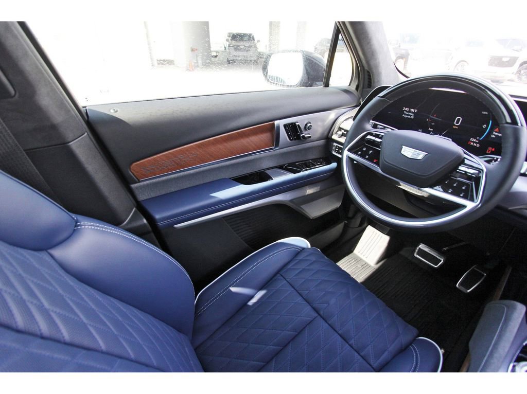 New 2026 Cadillac Vistiq Premium Luxury image 8