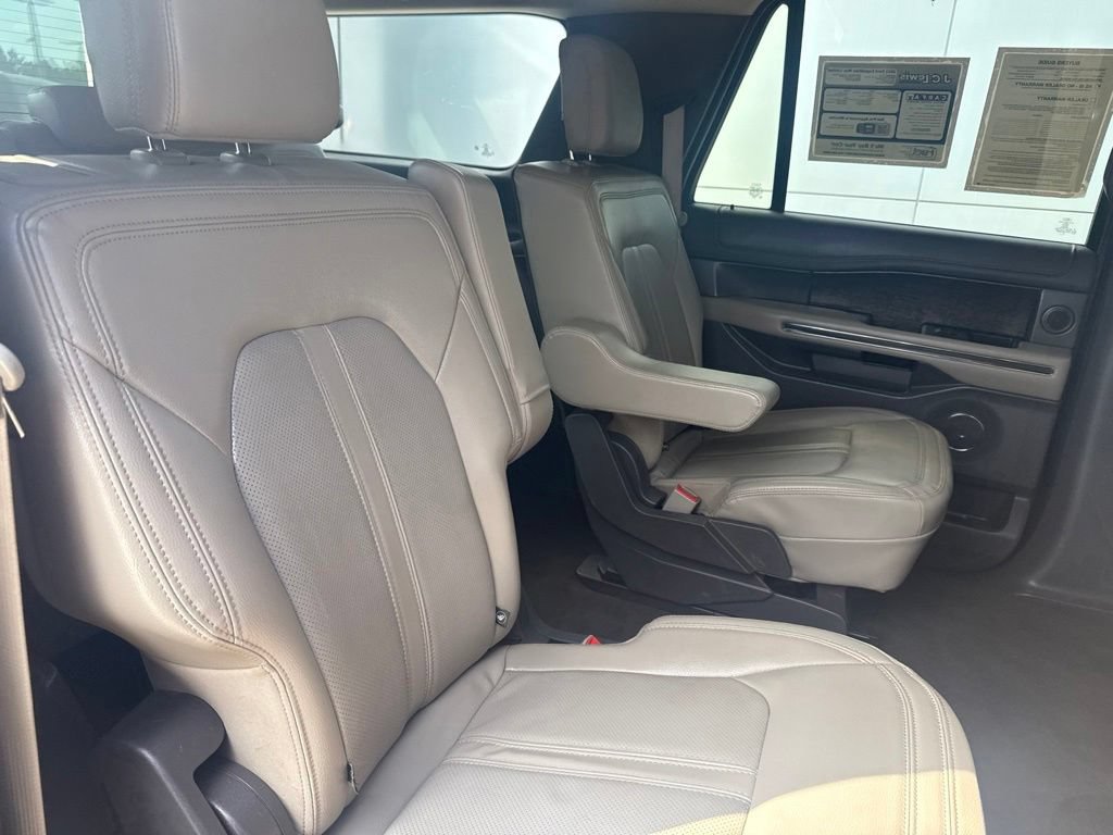 Used 2021 Ford Expedition Max Limited RWD image 29