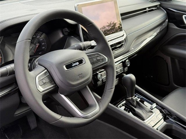 New 2025 Jeep Compass Latitude w/ Sun & Sound Group image 20