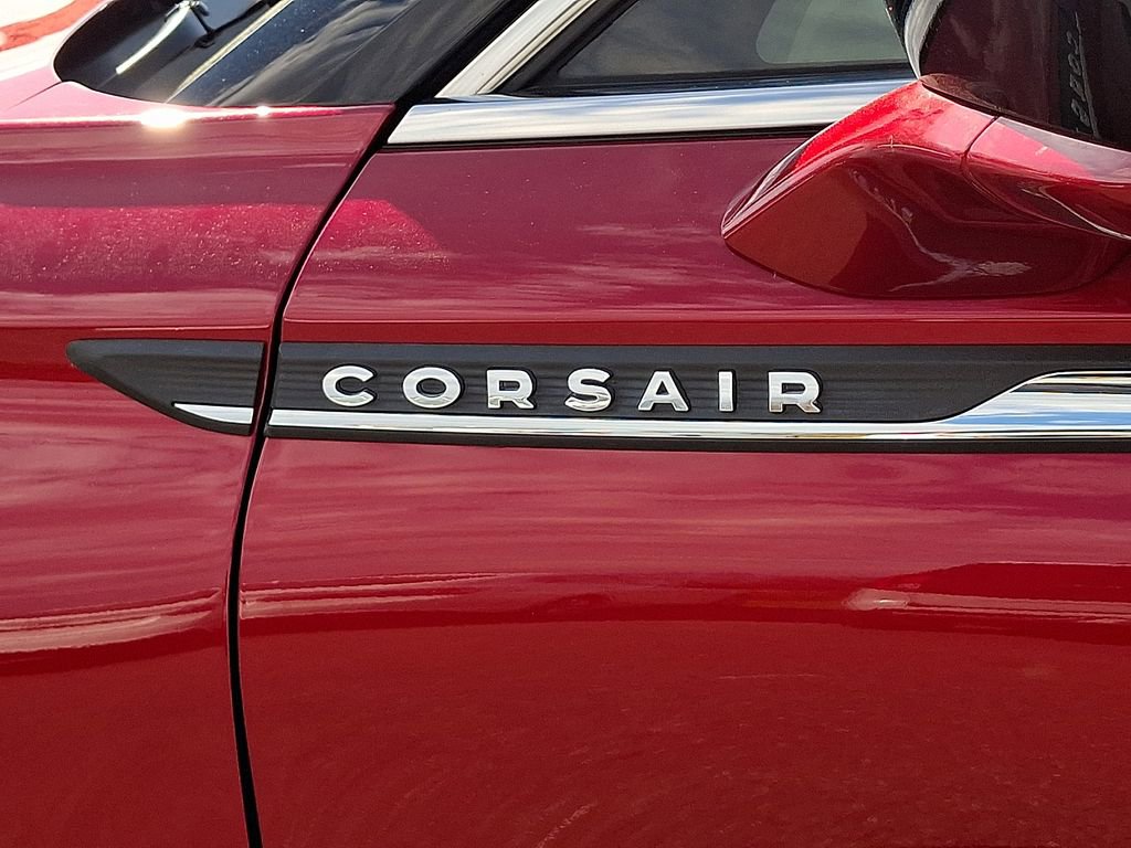 Used 2021 Lincoln Corsair AWD w/ Equipment Group 101A image 31