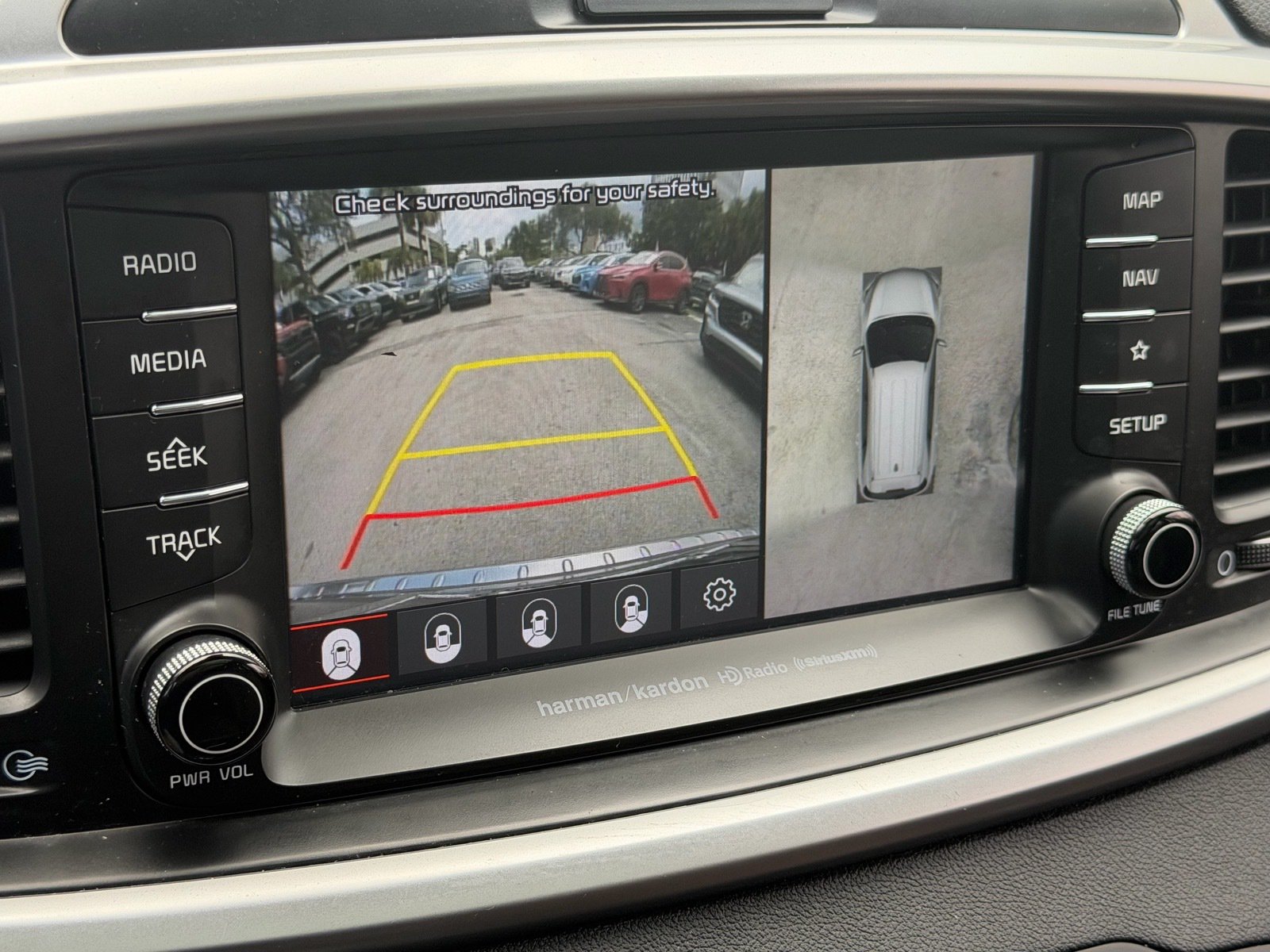 Used 2019 Kia Sorento SX w/ SX Touring Package FWD image 25