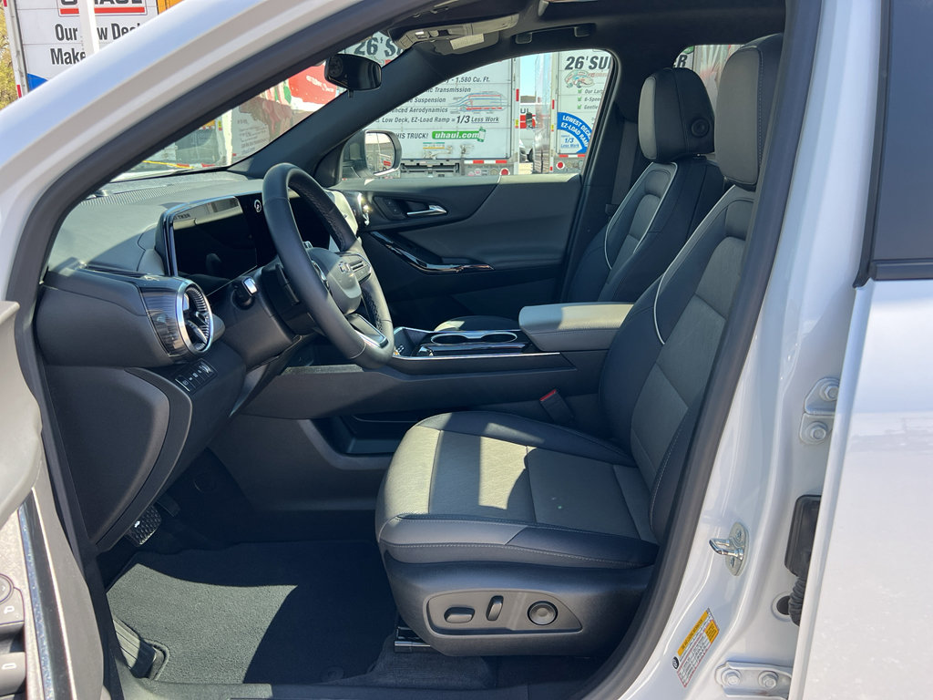 Used 2025 Chevrolet Equinox LT w/ Convenience Package II AWD/4WD image 17