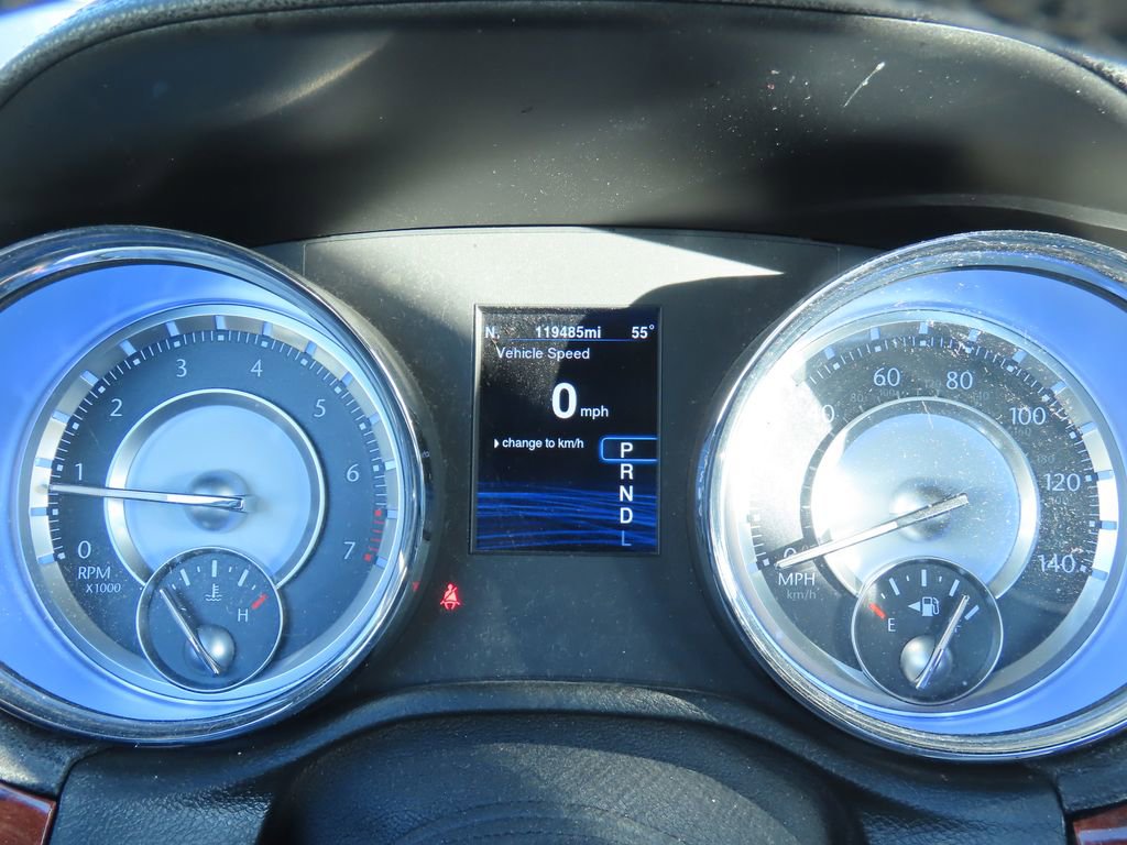 Used 2014 Chrysler 300 image 19