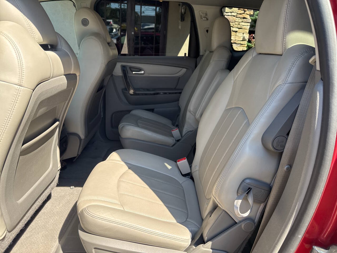 Used 2014 Chevrolet Traverse LTZ AWD/4WD image 11
