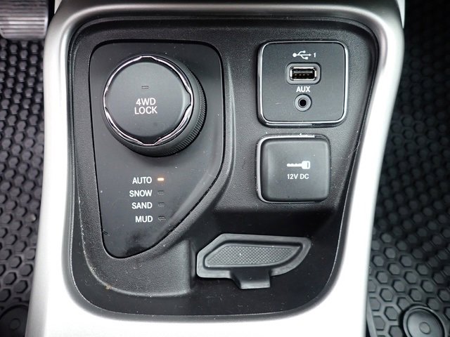 Certified 2019 Jeep Compass Latitude w/ Popular Equipment Group image 23