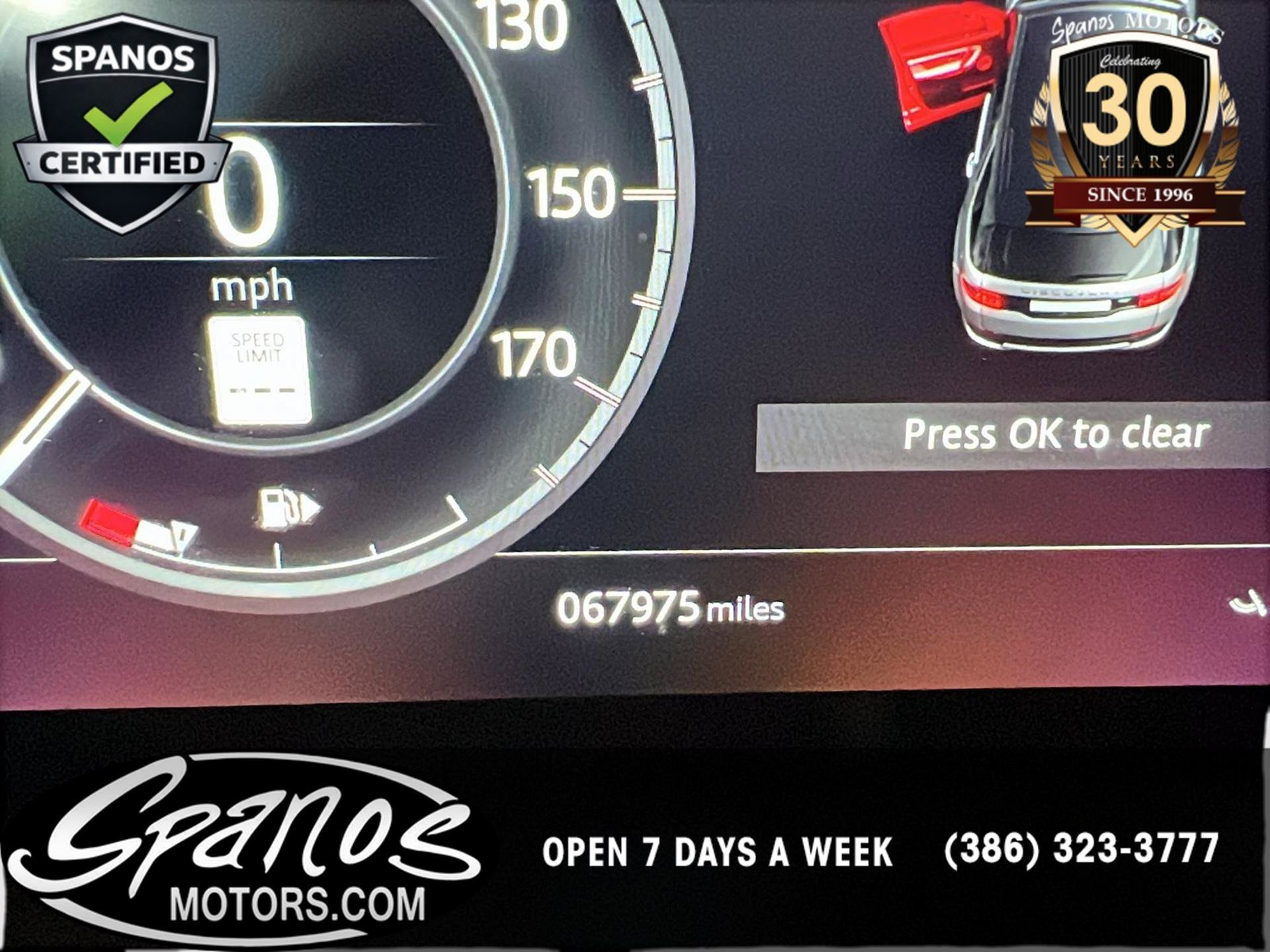 Used 2020 Land Rover Discovery Sport SE AWD/4WD image 12