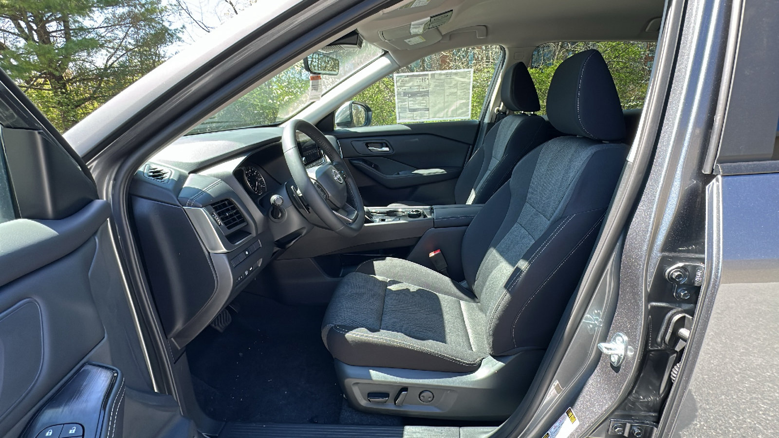 New 2026 Nissan Rogue SV w/ Cold Weather Package AWD/4WD image 7
