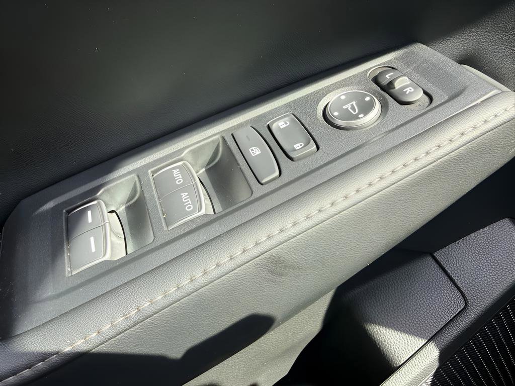 Used 2024 Honda Accord Sport image 24