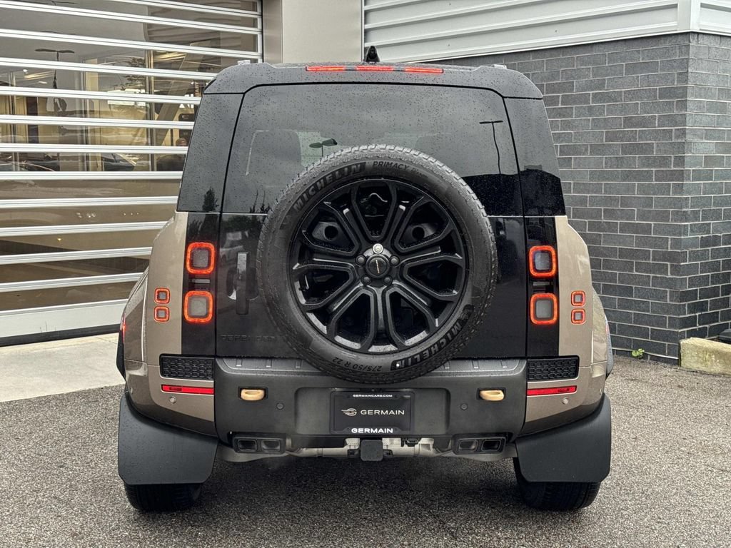 New 2026 Land Rover Defender 110 AWD/4WD image 5