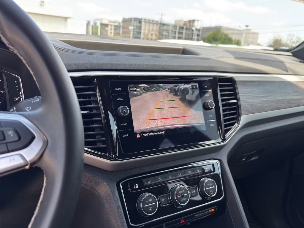 Used 2023 Volkswagen Atlas Cross Sport SE w/ Black Wheel Package image 16