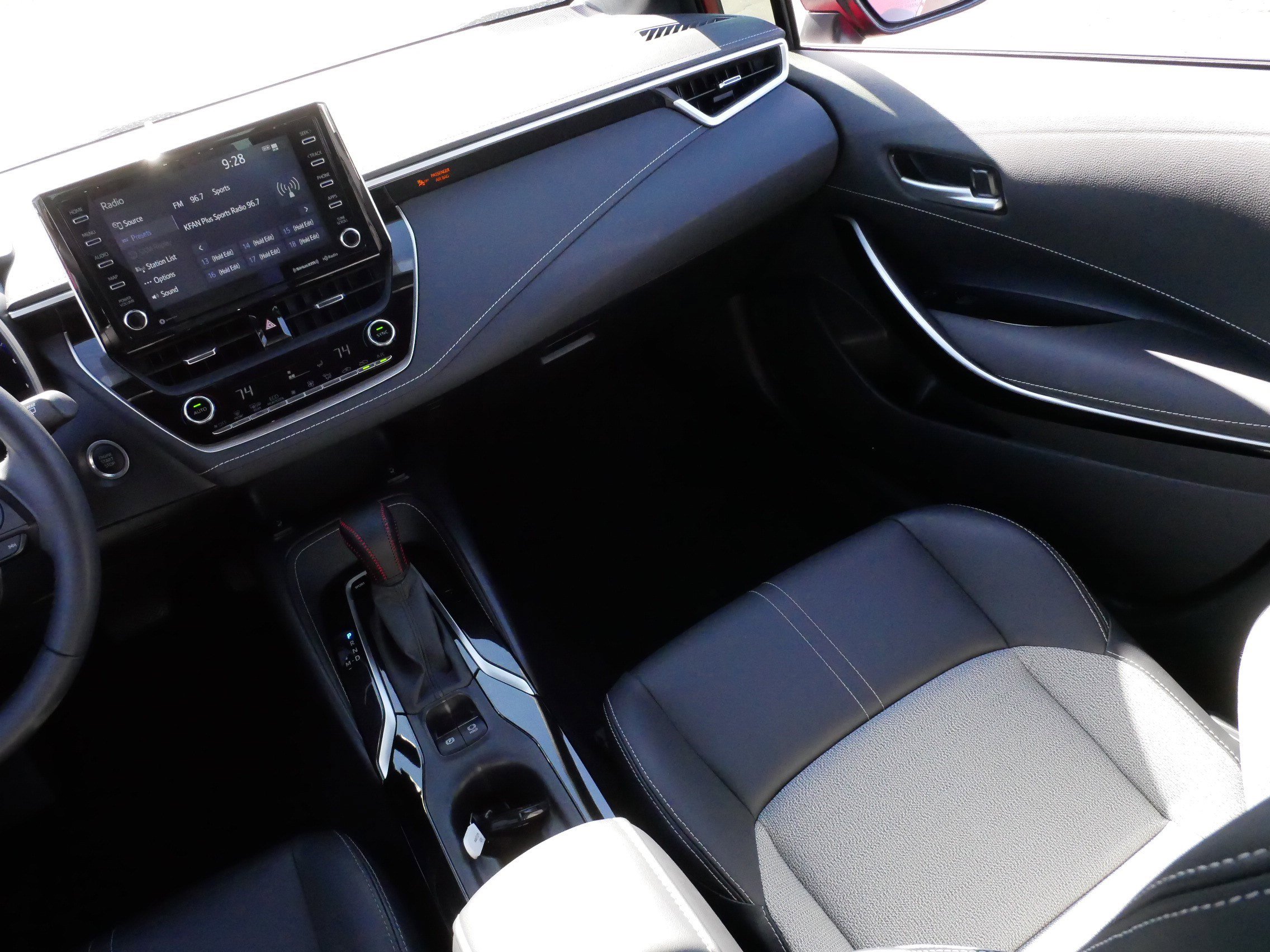 Certified 2021 Toyota Corolla XSE FWD image 11