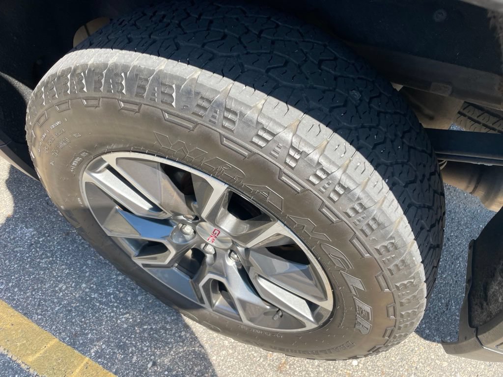 Used 2020 GMC Sierra 1500 SLT AWD/4WD image 5