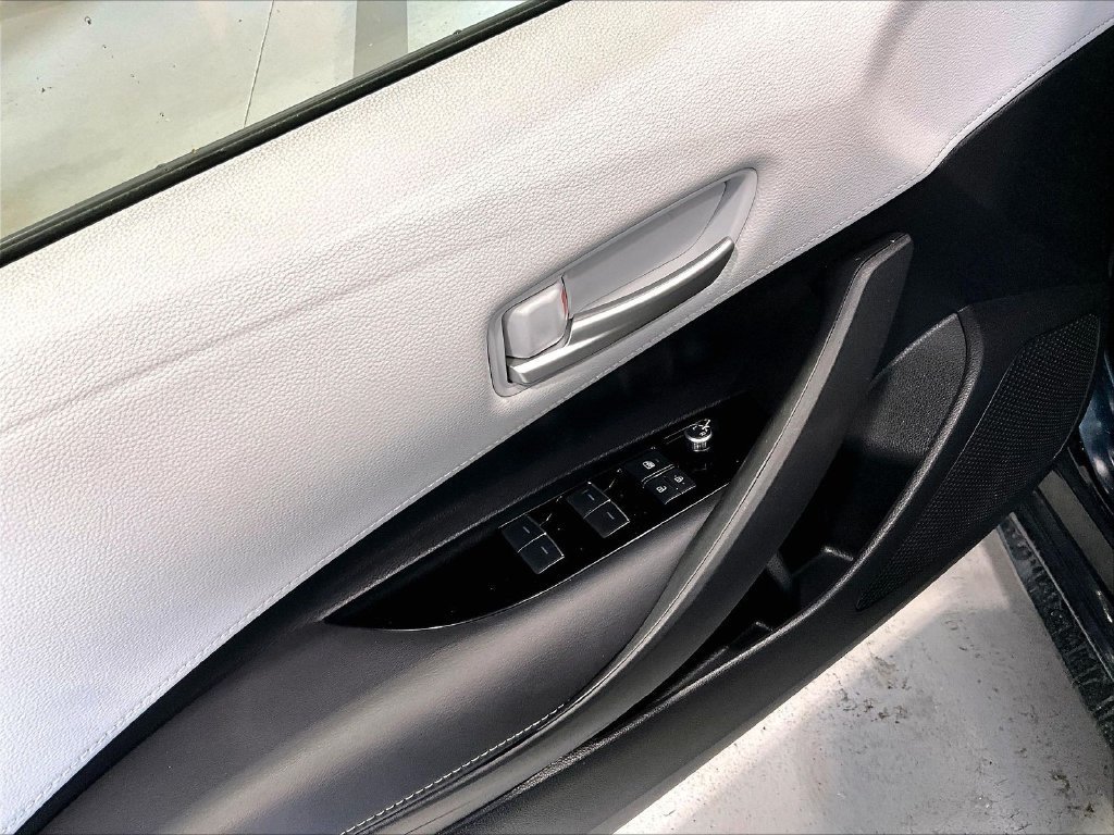 Used 2019 Toyota Corolla SE w/ SE Option Package FWD image 10