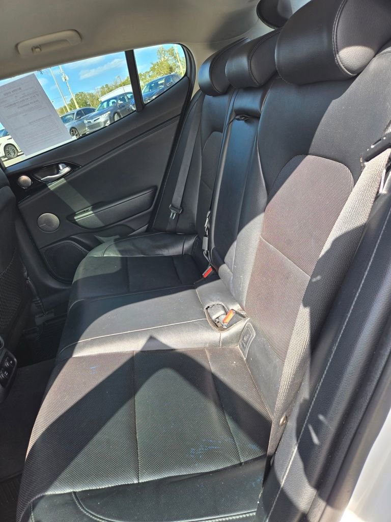 Used 2019 Kia Stinger Premium image 42