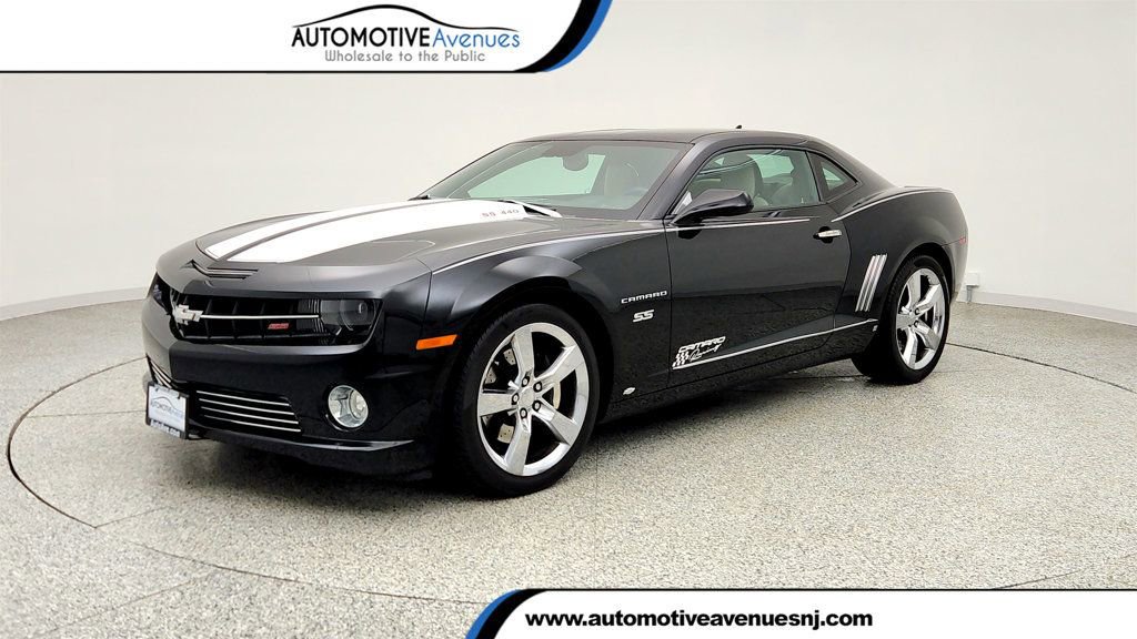 Used 2010 Chevrolet Camaro SS w/ RS Package image 1