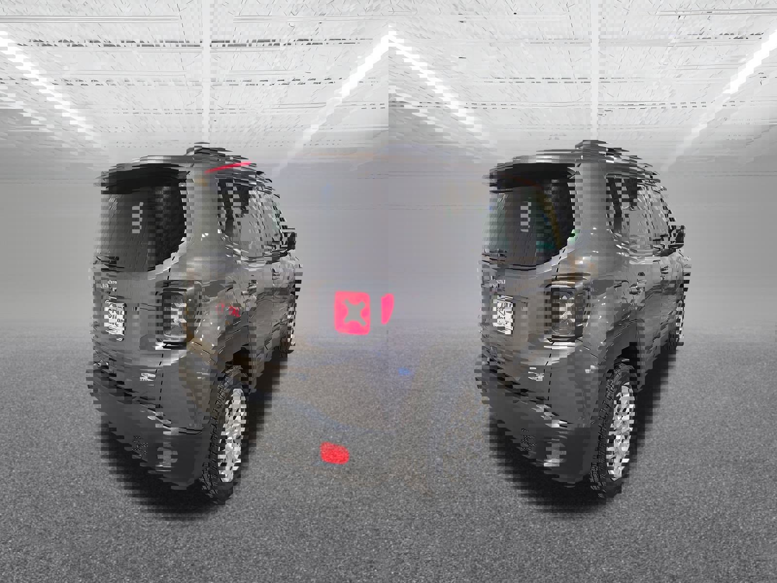 Used 2018 Jeep Renegade Latitude w/ Cold Weather Group image 6