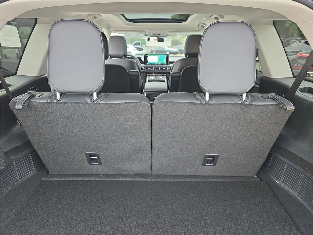 New 2026 Lincoln Aviator Reserve w/ Illumination Package RWD image 26
