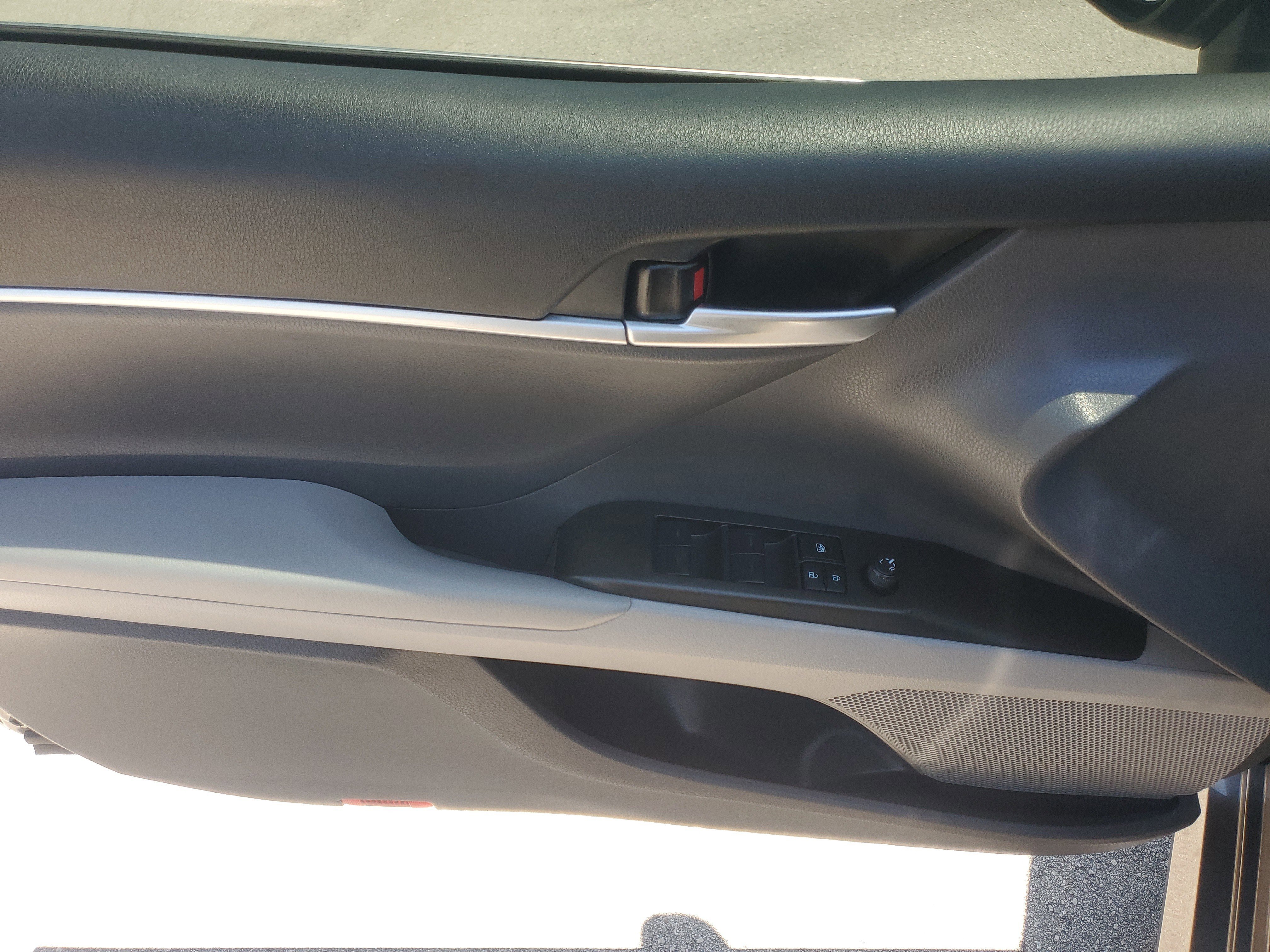 Certified 2023 Toyota Camry LE FWD image 18
