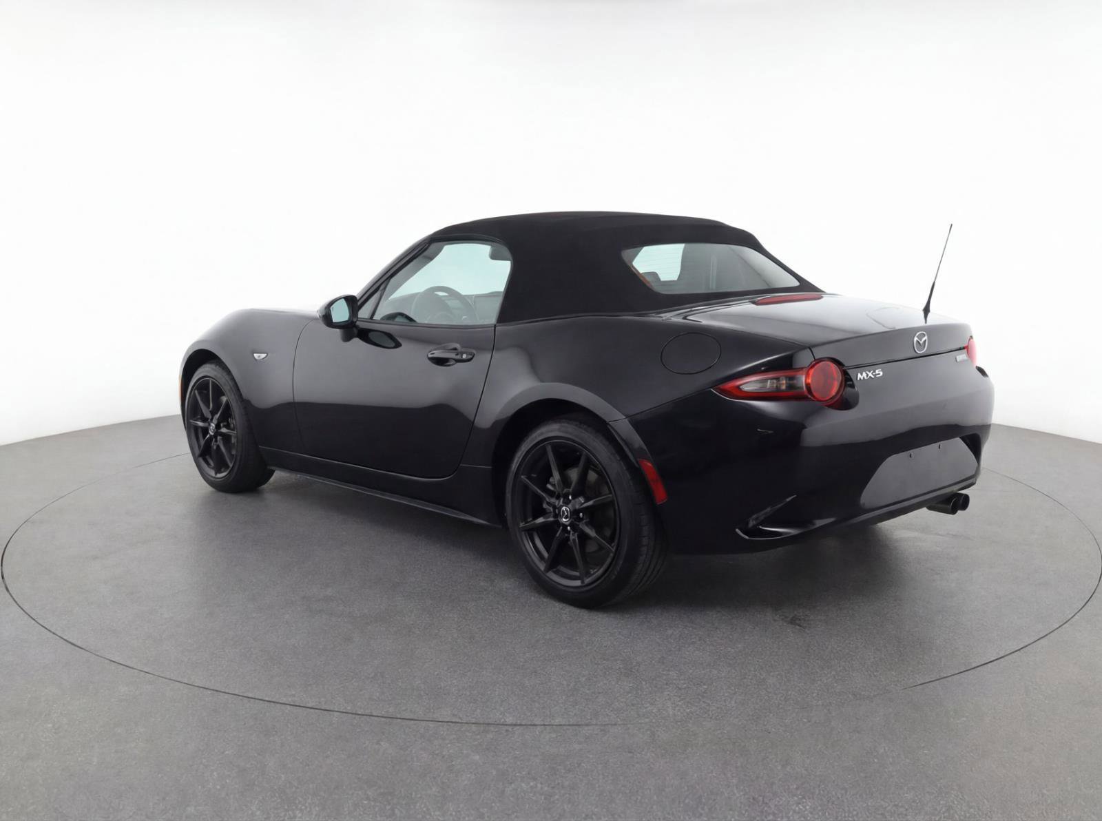 Used 2024 MAZDA MX-5 Miata Sport RWD image 3