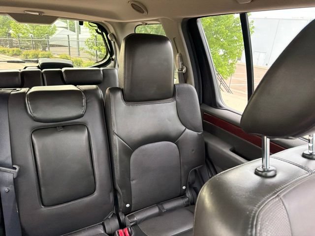Used 2012 Nissan Pathfinder LE AWD/4WD image 23