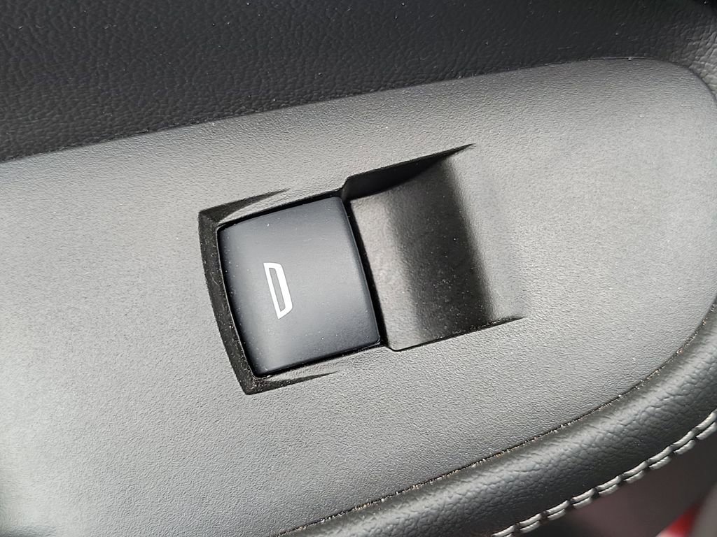 Used 2023 Buick Encore GX Preferred w/ Cold Weather Comfort Package image 14