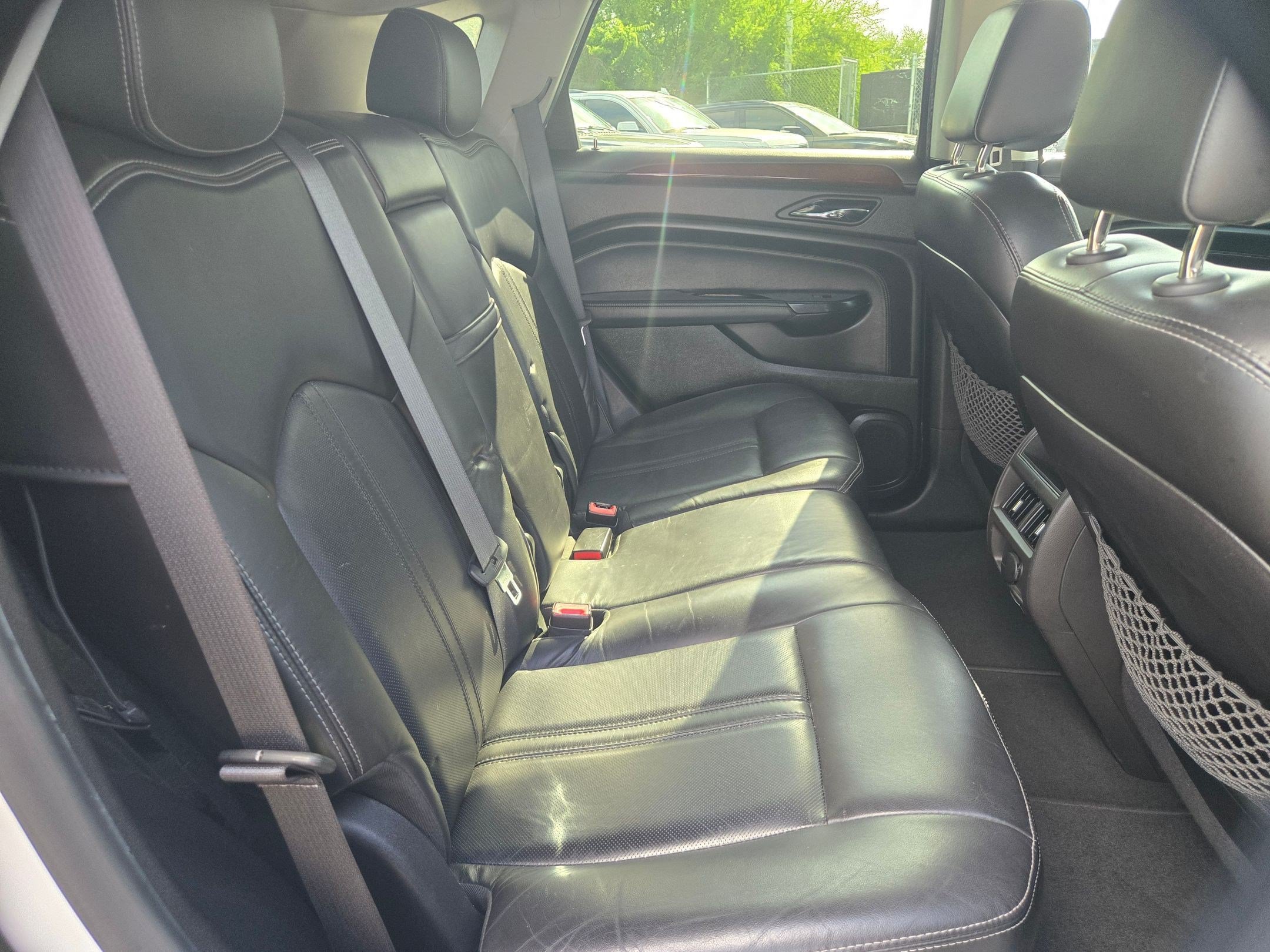 Used 2015 Cadillac SRX Luxury w/ Driver Awareness Package FWD image 21
