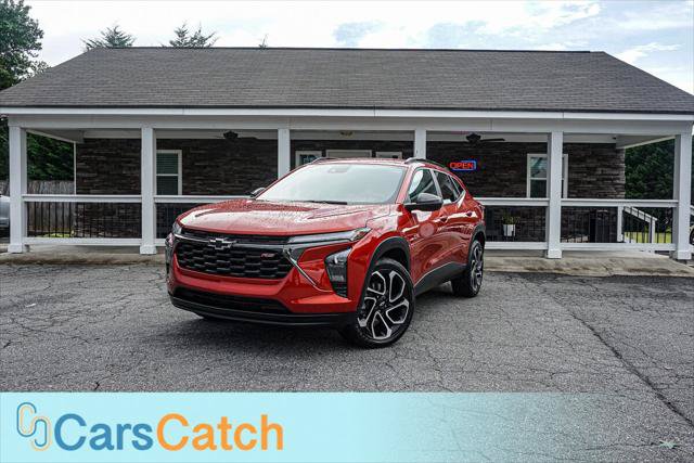 Used 2024 Chevrolet Trax RS w/ Driver Confidence Package FWD image 1