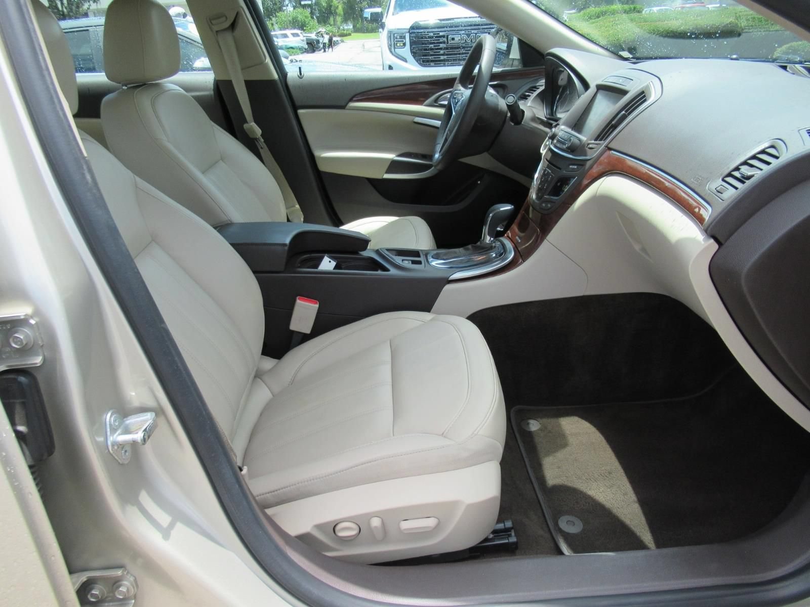 Used 2015 Buick Regal Premium FWD image 10