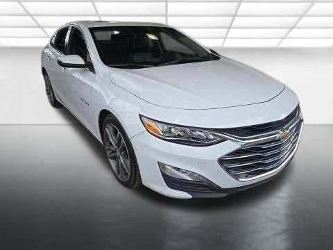 Used 2020 Chevrolet Malibu Premier FWD image 2