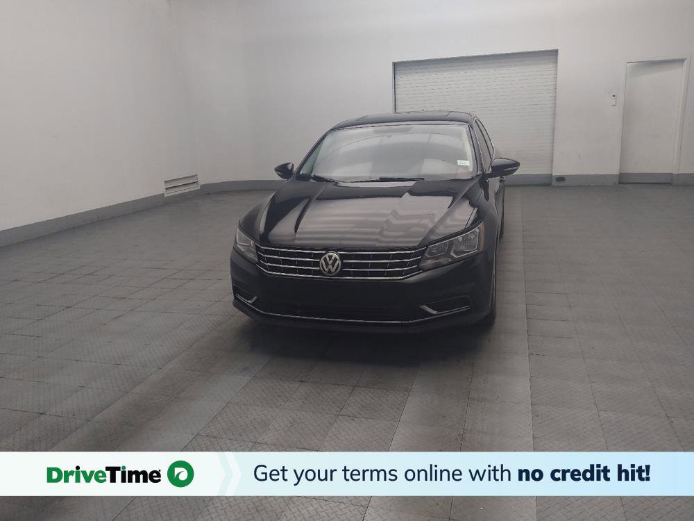 Used 2018 Volkswagen Passat 2.0T SE FWD image 1