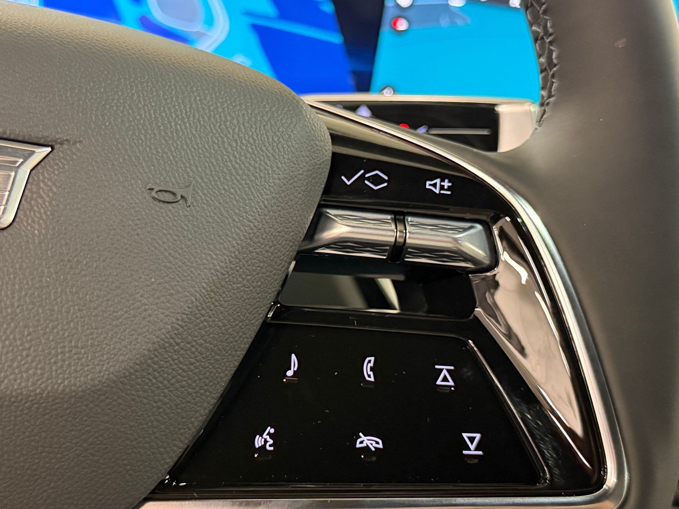New 2027 Cadillac Lyriq Sport AWD/4WD image 15