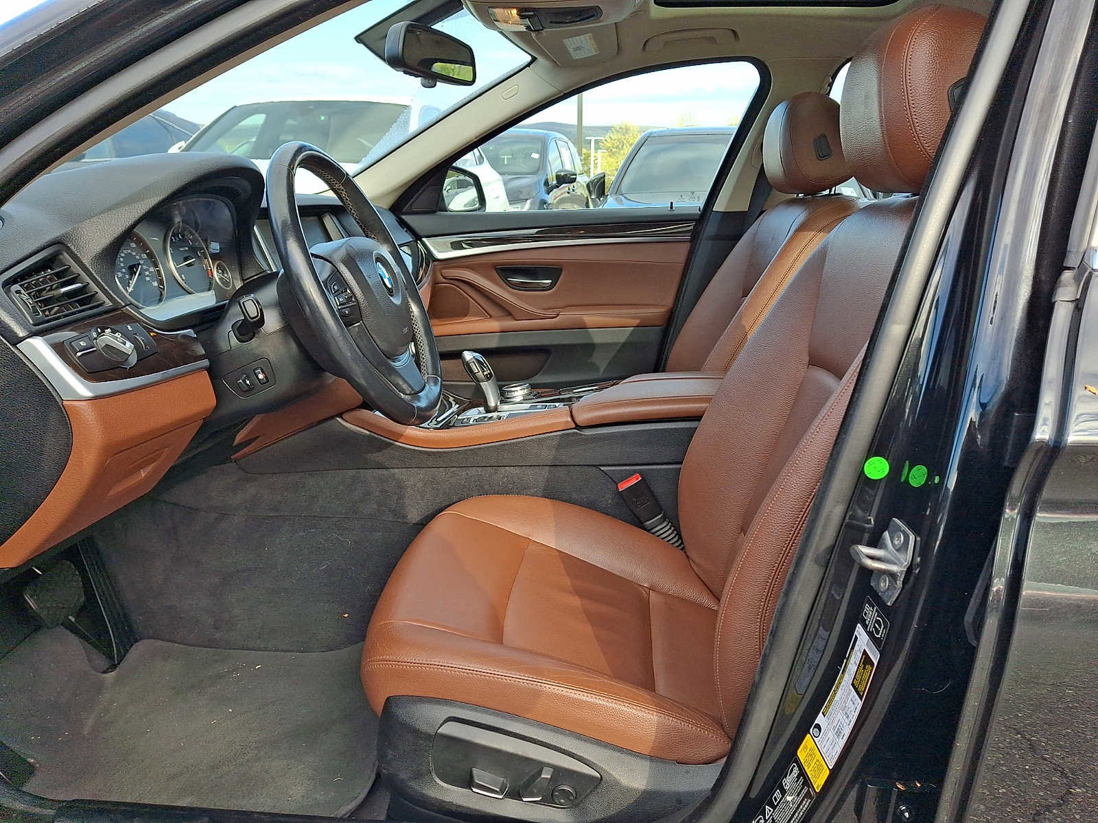 Used 2015 BMW 528i xDrive Sedan image 9